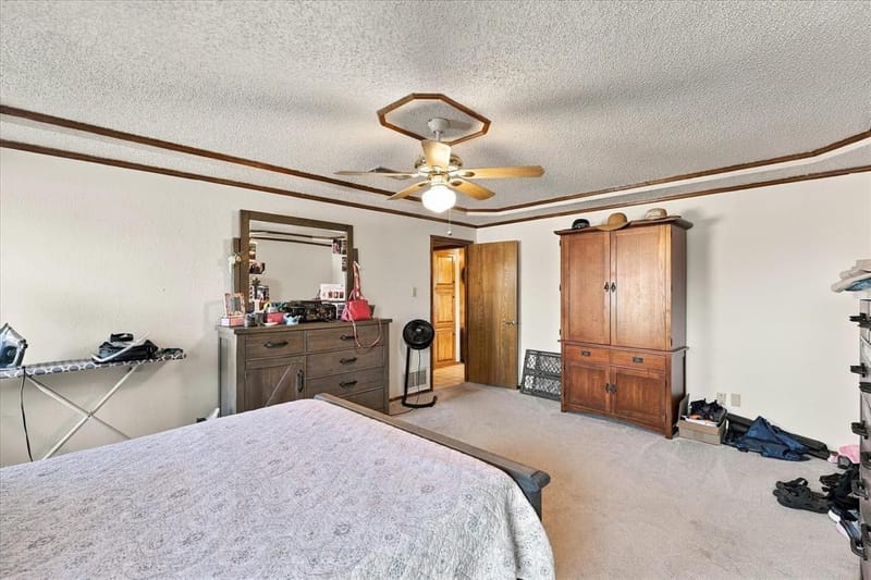 932 Clear View, Bedford TX 76021 - Photo 24