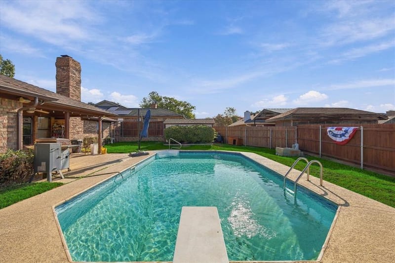 932 Clear View, Bedford TX 76021 - Photo 33