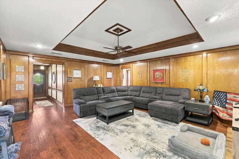 932 Clear View, Bedford TX 76021 - Photo 15
