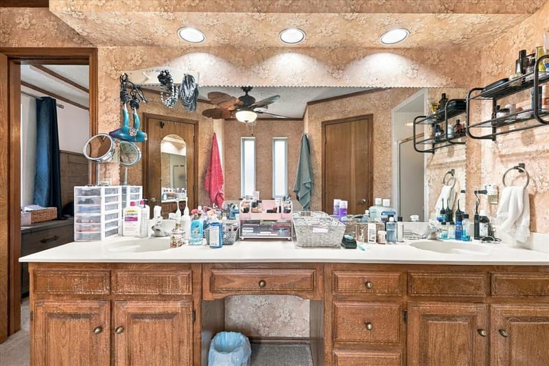 932 Clear View, Bedford TX 76021 - Photo 21