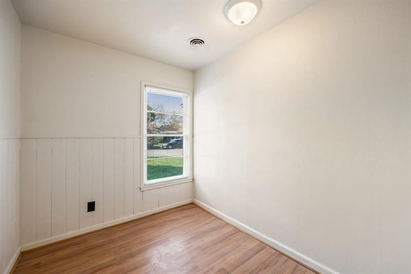 5533 Burton Avenue, Fort Worth TX 76119 - Photo 23