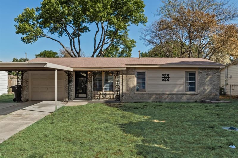 5533 Burton Avenue, Fort Worth TX 76119 - Photo 6