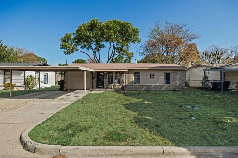 5533 Burton Avenue, Fort Worth TX 76119 - Photo 5