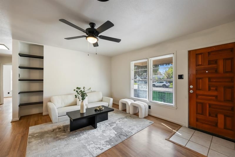 5533 Burton Avenue, Fort Worth TX 76119 - Photo 9