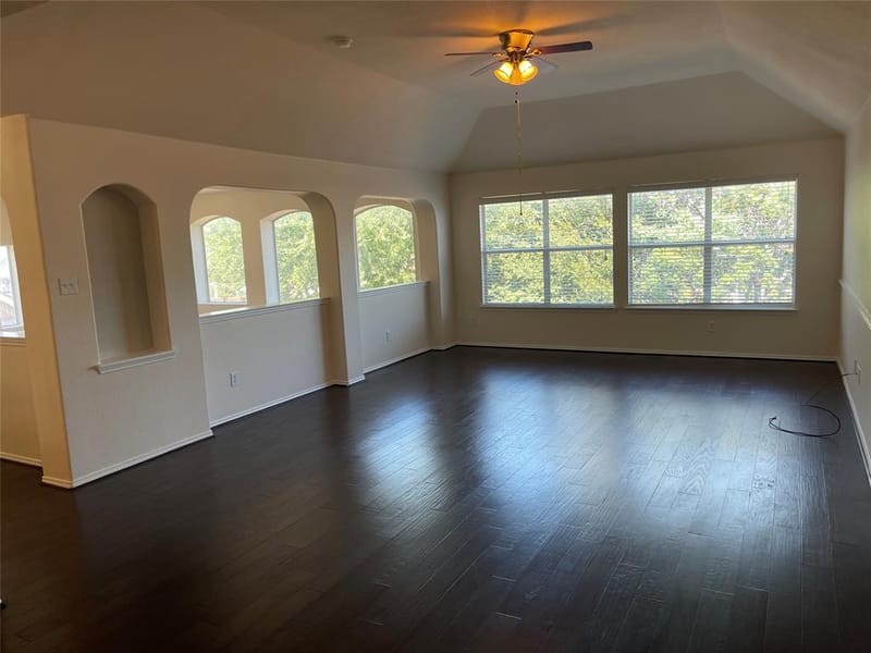 714 Crockett Drive, Mansfield TX 76063 - Photo 3