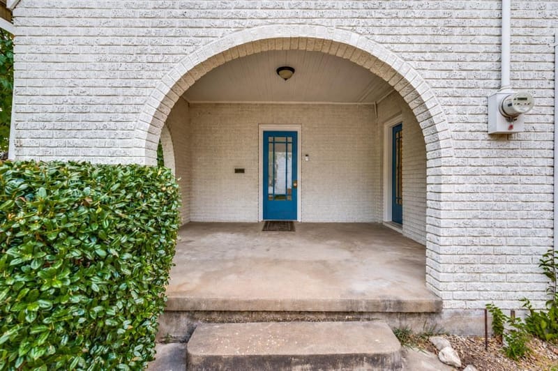 801 Park Drive, Hillsboro TX 76645 - Photo 3