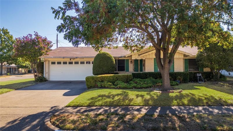 1314 Glenville Drive, Garland TX 75042