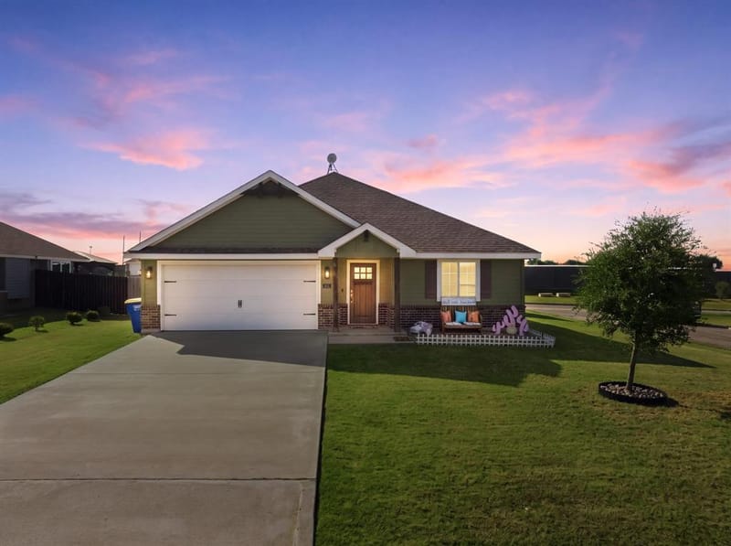 125 Johnson Lane, Hillsboro TX 76645
