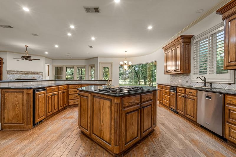 32 Wyck Hill Lane, Westlake TX 76262 - Photo 9