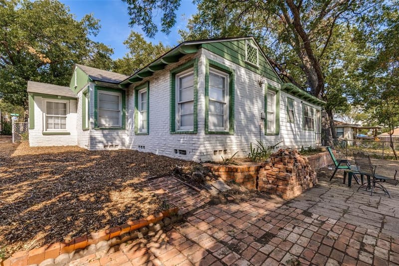 422 N Montreal Avenue, Dallas TX 75208 - Photo 29