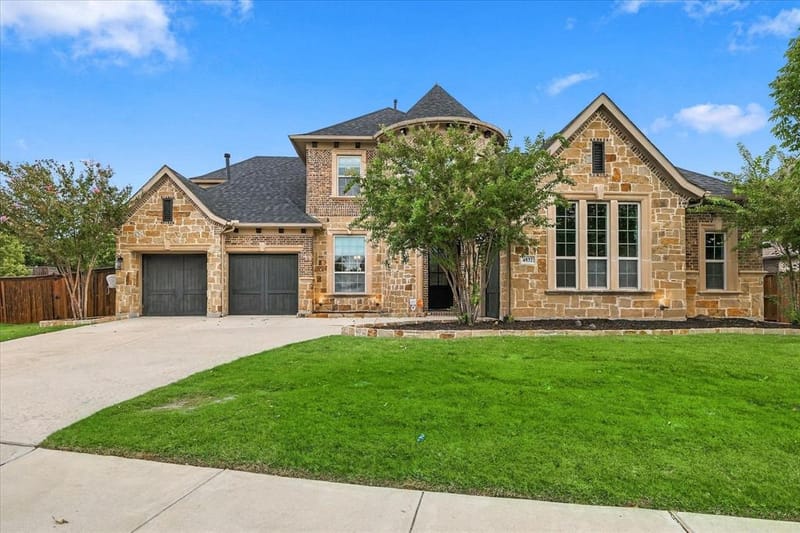 4832 Toledo Bend Drive, Frisco TX 75033 - Photo 2