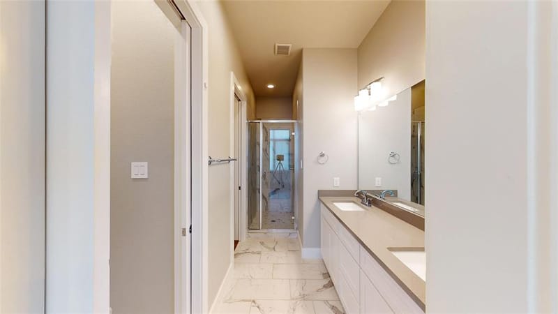 13228 Bee Street, Farmers Branch TX 75234 - Photo 16