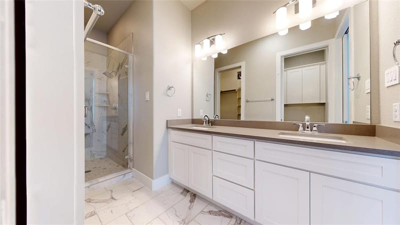 13228 Bee Street, Farmers Branch TX 75234 - Photo 12