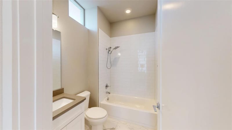 13228 Bee Street, Farmers Branch TX 75234 - Photo 20