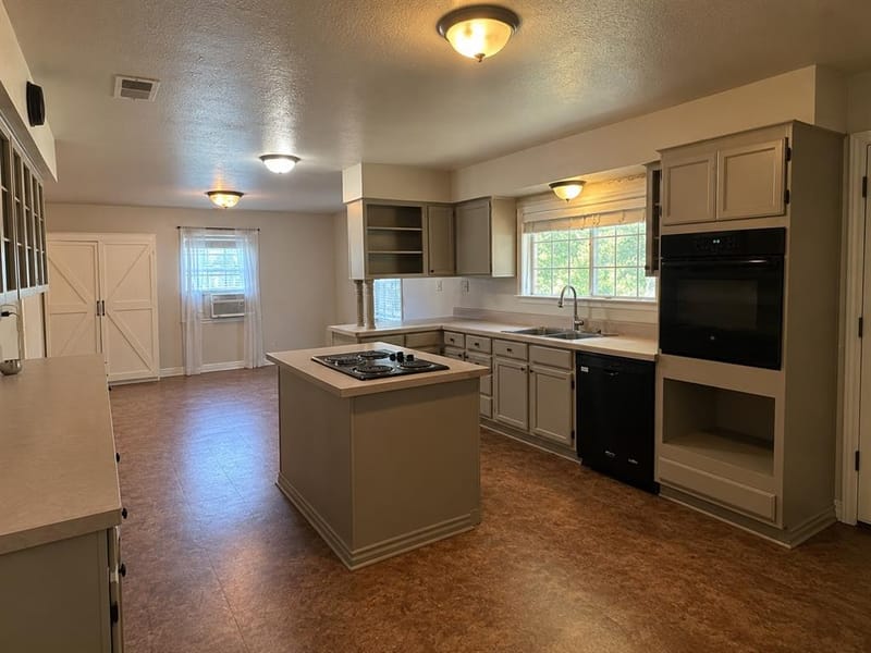 670 County Road 3701, Quinlan TX 75474 - Photo 16