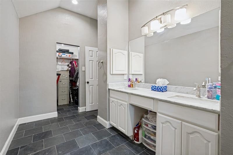 1108 Heather Lane, Carrollton TX 75010 - Photo 15