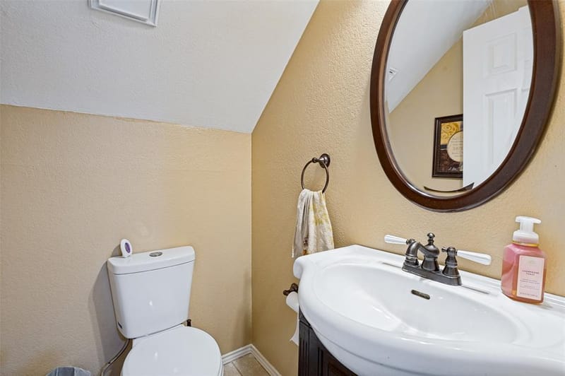 1108 Heather Lane, Carrollton TX 75010 - Photo 21