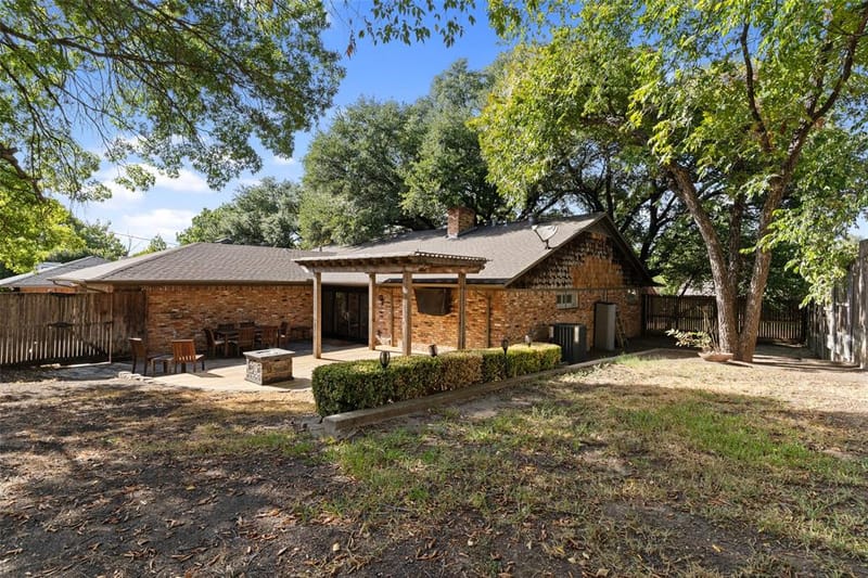 10540 Silverock Drive, Dallas TX 75218 - Photo 34