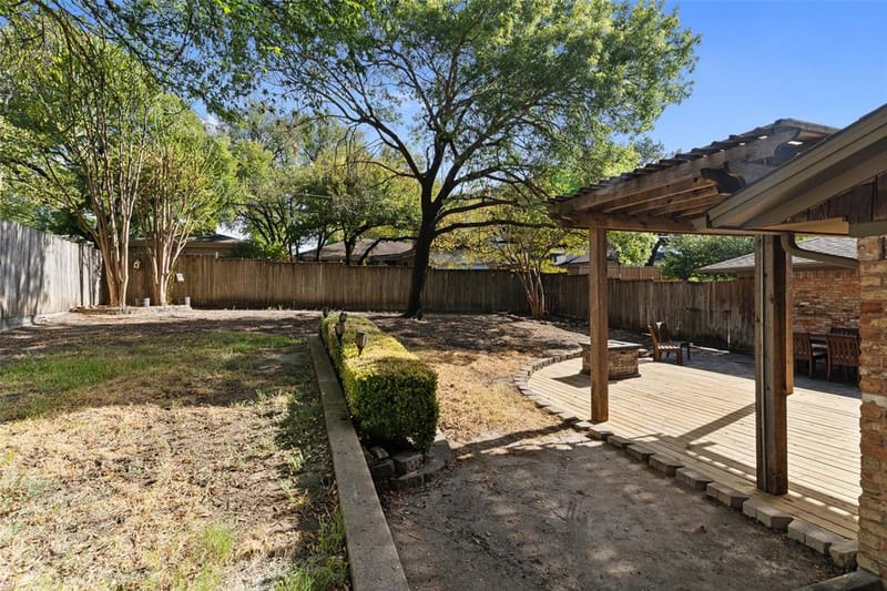 10540 Silverock Drive, Dallas TX 75218 - Photo 35