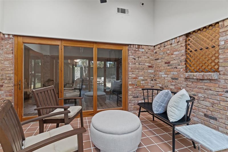 10540 Silverock Drive, Dallas TX 75218 - Photo 29