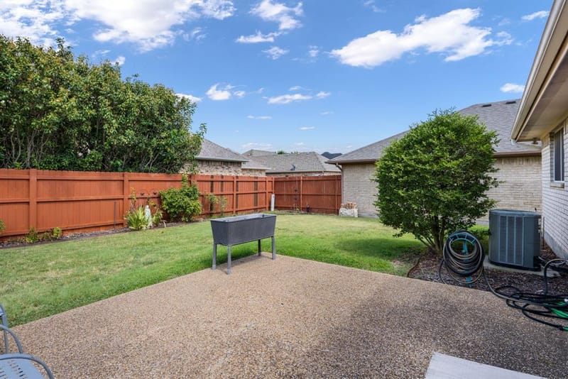 210 Bluebonnet Lane, Waxahachie TX 75165 - Photo 3