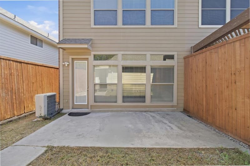 2407 Knight Street, Dallas TX 75219 - Photo 27