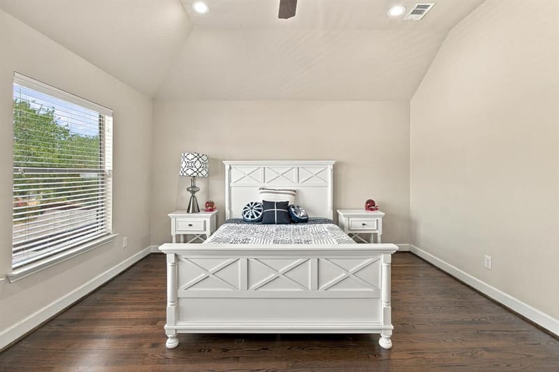 2407 Knight Street, Dallas TX 75219 - Photo 16