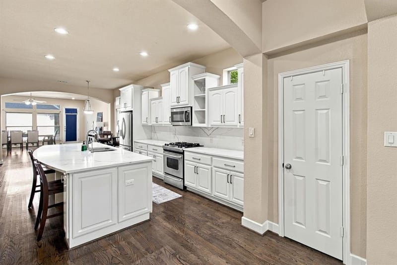 2407 Knight Street, Dallas TX 75219 - Photo 7