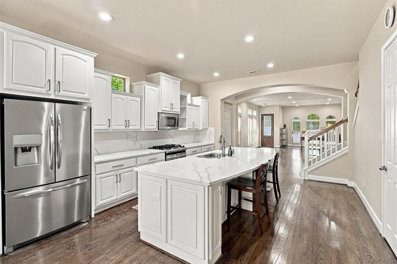 2407 Knight Street, Dallas TX 75219 - Photo 9