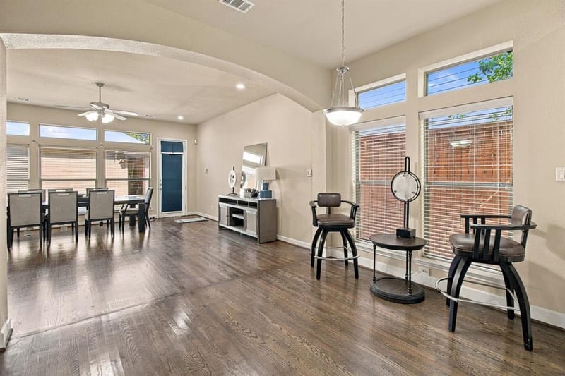 2407 Knight Street, Dallas TX 75219 - Photo 11
