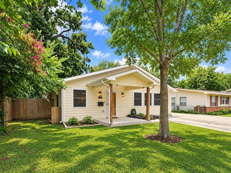 5717 Fursman Avenue, Fort Worth TX 76114 - Photo 2