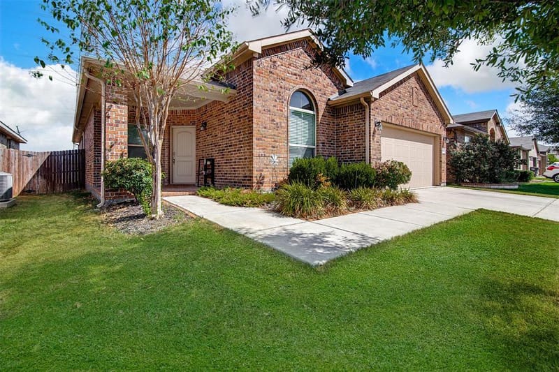 825 Key Deer Drive, Fort Worth TX 76028 - Photo 2