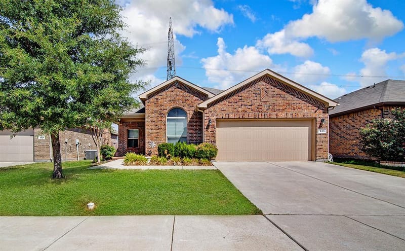 825 Key Deer Drive, Fort Worth TX 76028