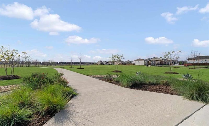 637 Tyronza Drive, Justin TX 76247 - Photo 30