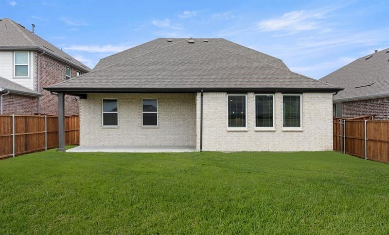 637 Tyronza Drive, Justin TX 76247 - Photo 25