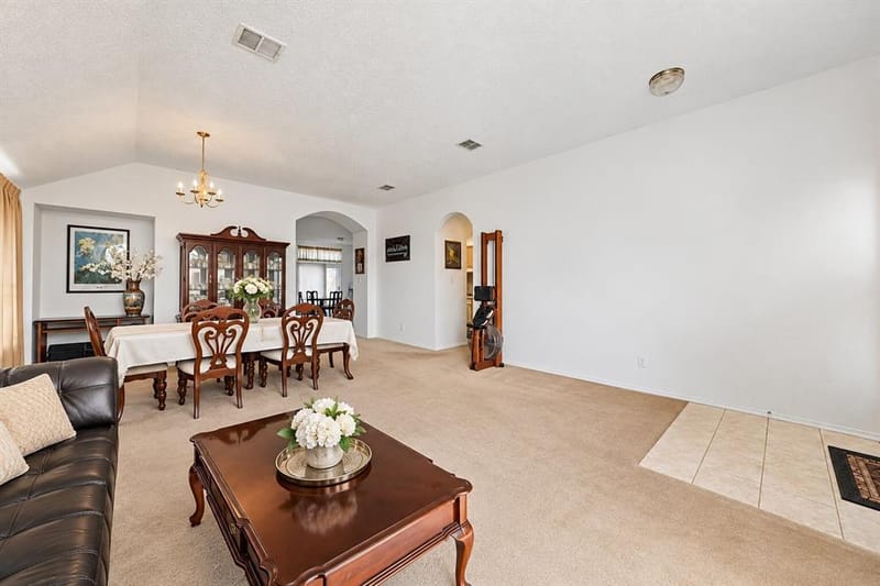 3407 Bryce Canyon, Grand Prairie TX 75052 - Photo 6