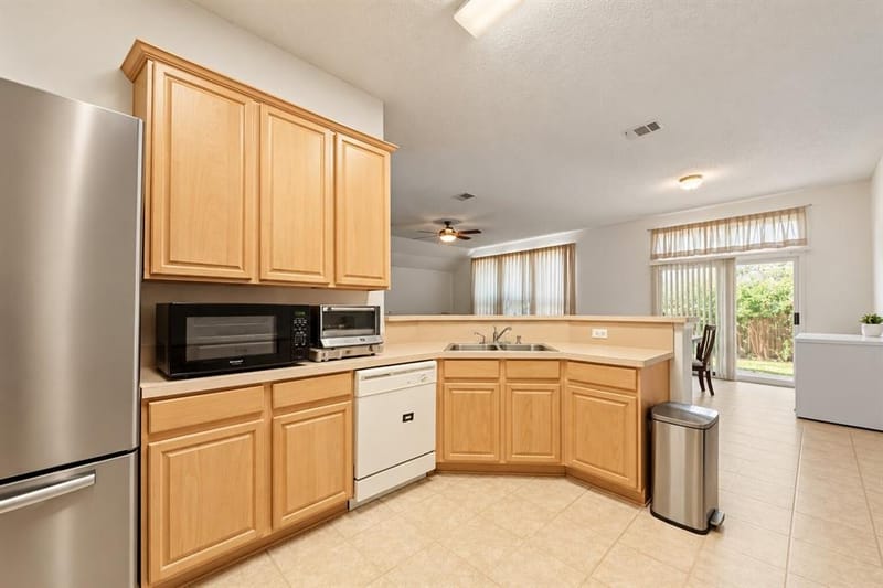 3407 Bryce Canyon, Grand Prairie TX 75052 - Photo 9