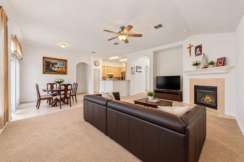 3407 Bryce Canyon, Grand Prairie TX 75052 - Photo 4