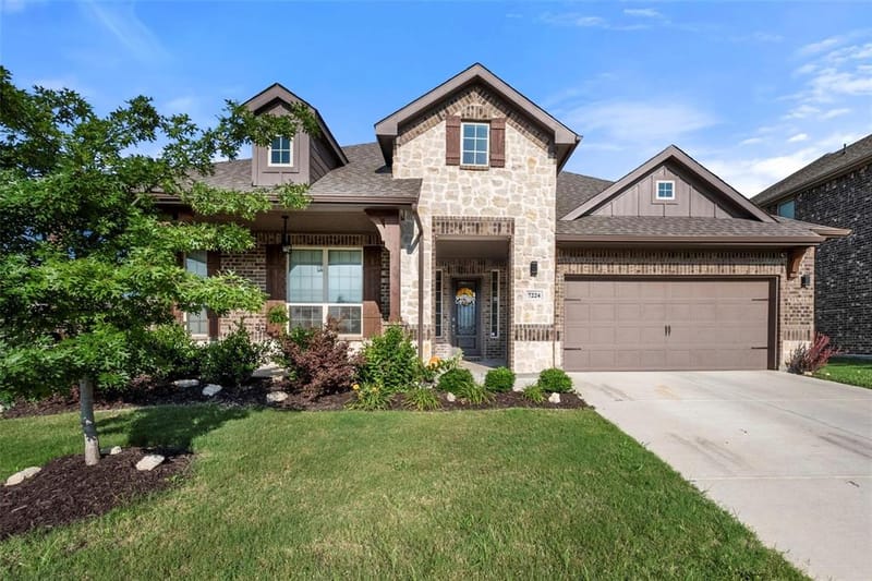7224 Fallen Crest Lane, Arlington TX 76001