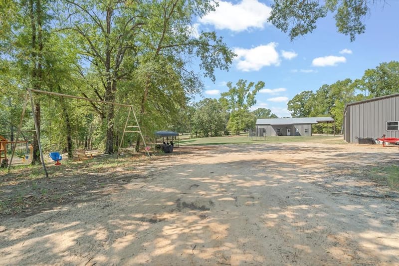 1137 VZ County Road 4602, Ben Wheeler TX 75754 - Photo 32