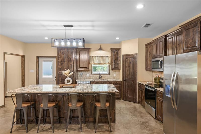 1137 VZ County Road 4602, Ben Wheeler TX 75754 - Photo 8