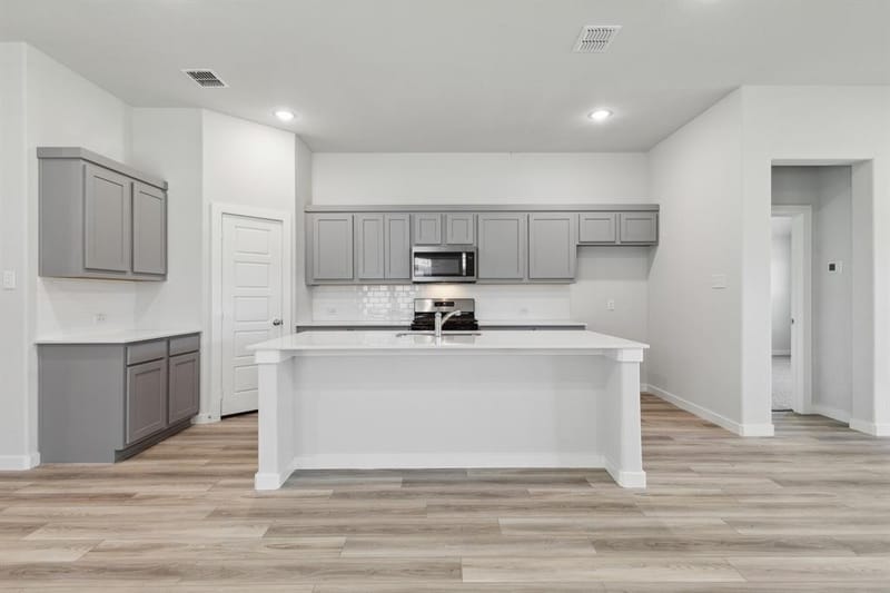 6761 Denim Drive, Fort Worth TX 76036 - Photo 6