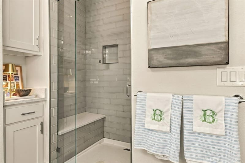 2472 Thatcher Drive, Dallas TX 75206 - Photo 21