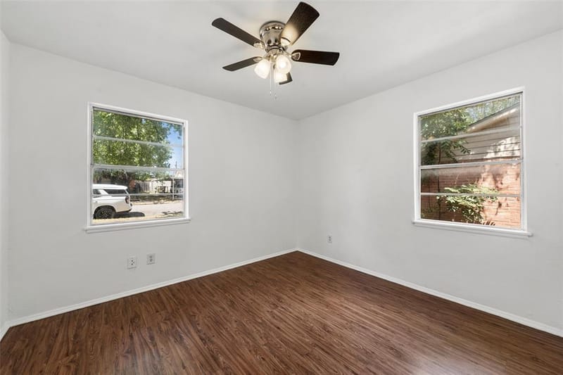 3812 Acree Street, Beverly Hills TX 76711 - Photo 6
