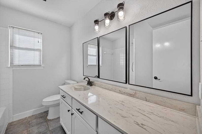 728 Douglas Street, Burleson TX 76028 - Photo 22