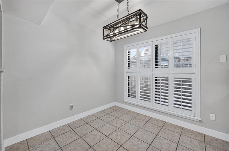 728 Douglas Street, Burleson TX 76028 - Photo 7
