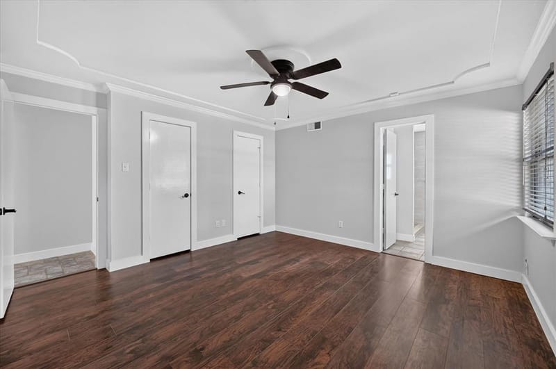 728 Douglas Street, Burleson TX 76028 - Photo 14
