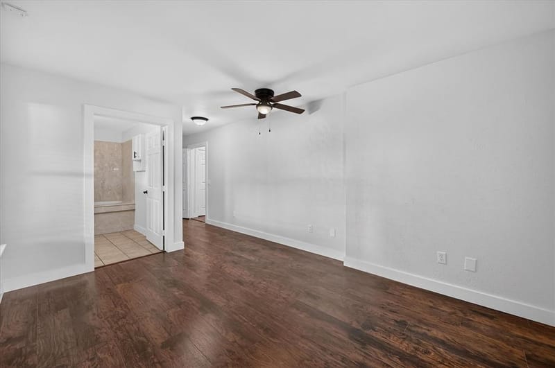 728 Douglas Street, Burleson TX 76028 - Photo 29