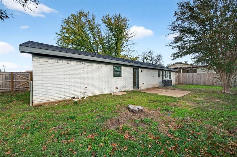604 E Summit Street, Sherman TX 75090 - Photo 27