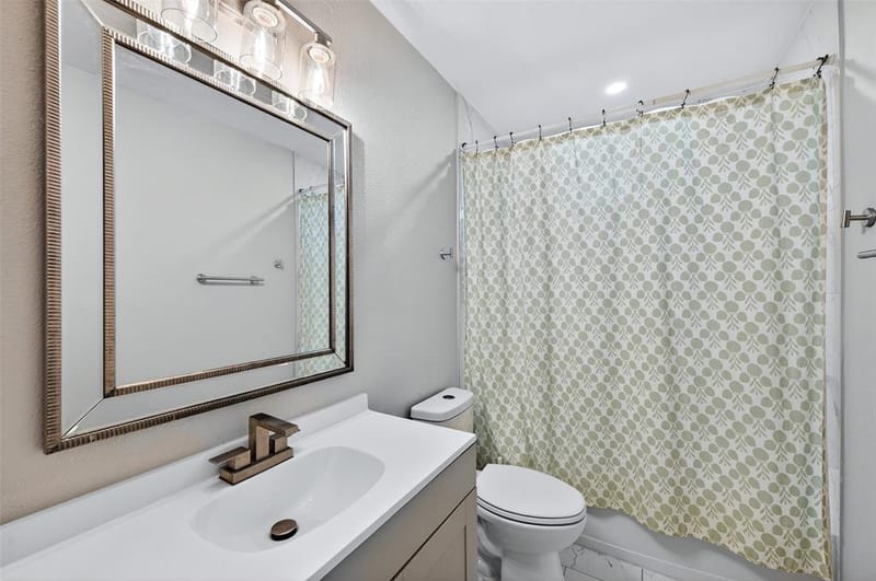 604 E Summit Street, Sherman TX 75090 - Photo 25